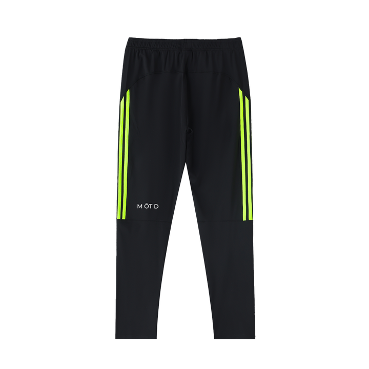 M ŌT D™ 2025 FØRGED #0069